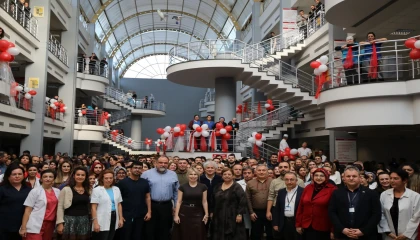 Akdeniz Üniversitesi Hastanesinde yeni yıl coşkusu