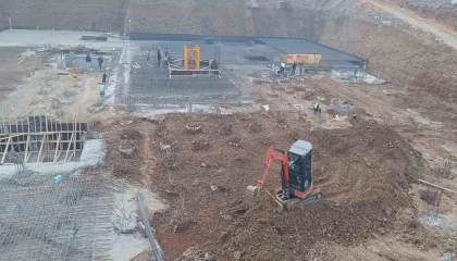 Antakya Belediyesinin yeni hizmet binası yükseliyor