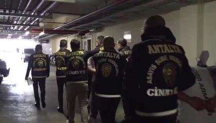 Antalyada 40 bin TL karşılığı silahlı saldırıya 2 tutuklama