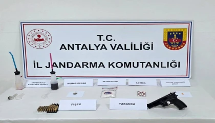 Antalyada uyuşturucu operasyonu: 4 şüpheliye adli işlem