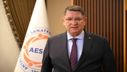 Başkan Dere: Yılbaşı alışverişlerimizi yerel esnafımızdan yapalım