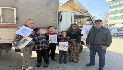 Çizimlerini gören ressam sanıyor: Nakliyatçının resimleri ressamların çizimlerini aratmıyor