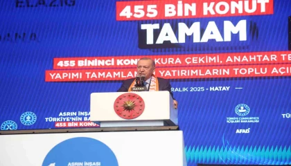 Cumhurbaşkanı Erdoğan: Devletle milleti karşı karşıya getirmeye çalışanların hiçbirisi yok. Ama biz buradayız