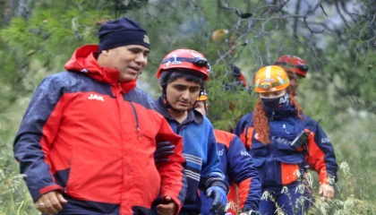 Dağın zirvesinde mahsur kalıp çığlığını 4 gün sonra duyurabilen genç: Devletimden Allah razı olsun, gelmeseler ölecektim