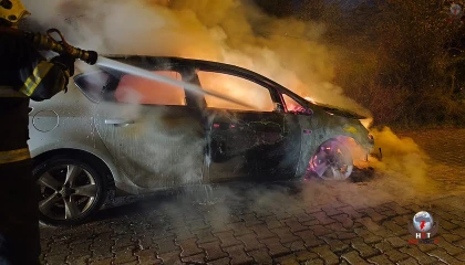 Defne’de araç yangını meydana geldi