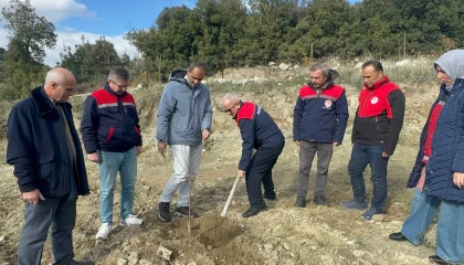 Eğirdir Gölündeki kuraklık tarımda yön değiştirdi