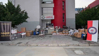 Geri dönüşüm merkezini bile uyuşturucu merkezine çevirmişler: 6 tutuklama