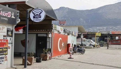 Hatay Büyükşehir Belediyesi, ücretsiz internet desteği vermeye başladı