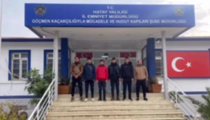 Hatayda araçta 6 kaçak göçmen yakalandı