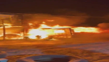 İşçilerin kaldığı konteyner yatakhane alevlere teslim oldu