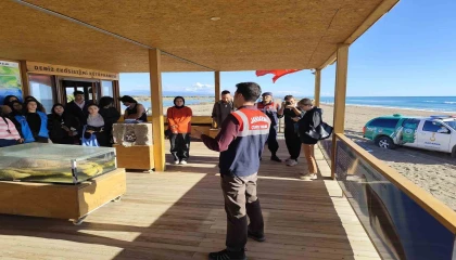 Jandarmadan çevre koruma eğitimi ve kıyı temizliği