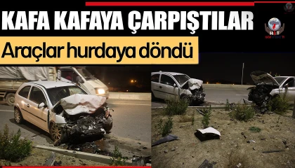 Kafa kafaya çarpışan otomobiller hurdaya döndü: 2 yaralı