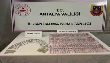 Kahvehanede kumar oynayan 6 şahsa idari para cezası