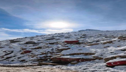 Kaşın yüksek kesimleri beyaza büründü