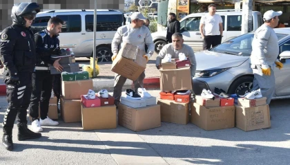 Kepezde yol ve kaldırımları işgal eden 18 işletmeye ceza
