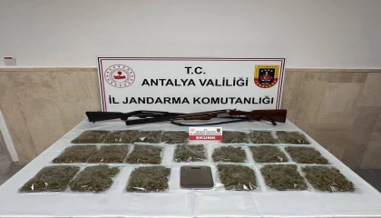 Korkutelide uyuşturucu operasyonu: 3 gözaltı