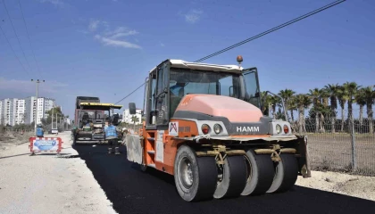 Mezitlide içmesuyu hattı yenilendi, yollar asfaltlandı