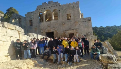 Mut Alahan Manastırı yerli ve yabancı turistlerin ilgi noktası oldu