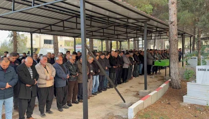 Osmaniyede feci kazada ölen 3 kişi son yolculuğuna uğurlandı