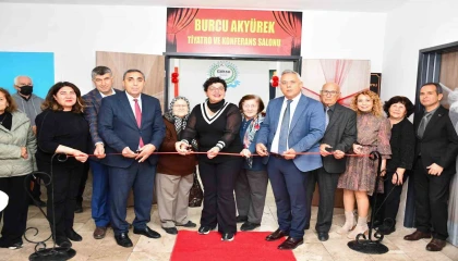 Silifkede depremde hayatını kaybeden öğrencinin anısına kütüphane oluşturuldu