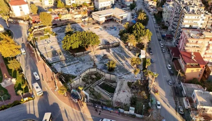 Tarsusta Kent Meydanı Projesi açılış için gün sayıyor