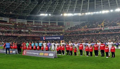 Trendyol Süper Lig: Antalyaspor: 0 - Galatasaray: 2