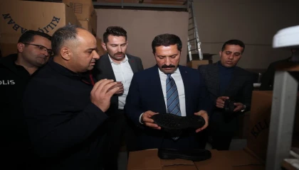 Vali Masatlı, Reyhanlıda ayakkabıcılar sitesi esnafıyla bir araya geldi