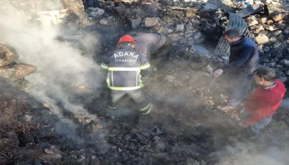 Yangında evi küle dönen yaşlı kadının cenazesine ulaşıldı