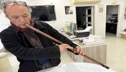 165 yıllık kavalını, hayrat çeşmesi yapmak için satışa çıkardı