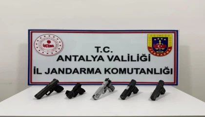 Alanyada ruhsatsız silah operasyonu