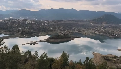 Anamurda sular altında kalan köyden geriye bir minare kaldı