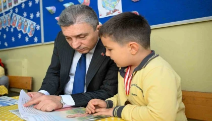 Antalyada 498 bin 603 öğrenci karne heyecanı yaşadı