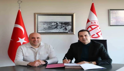 Antalyasporda takımın başına Sami Uğurlu getirildi