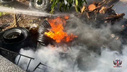 Arsuzda hurdalık yangını