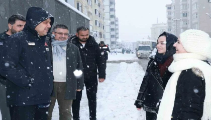 Başkan Toptaş: Karla mücadele çalışmalarımız aralıksız sürüyor