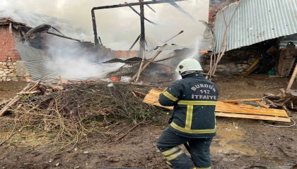 Burdurda evde yangın paniği