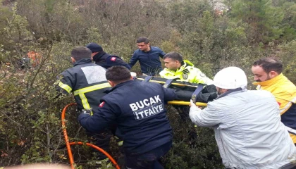 Burdurda otomobil uçuruma düştü: 1 yaralı