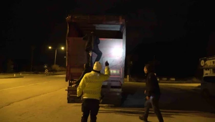 Burdurda şap karantinasındaki küpesiz hayvan taşıyan besiciye 400 bin lira ceza