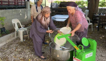Büyükşehir 2025 yılında binlerce üreticiye ekipman desteği verdi