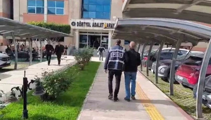 Dörtyolda asayiş operasyonu; aranan 8 kişi yakalandı