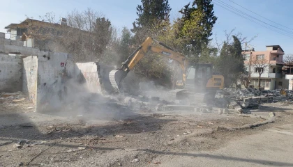 Erzine 47 yıldır hizmet eden sanayi sitesi yıkılıyor