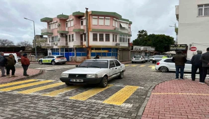 Gazipaşa‘da otomobil ile motosiklet çarpıştı: 2 yaralı