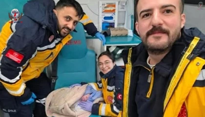 HATAY’DA AMBULANSTA MUCİZE DOĞUM