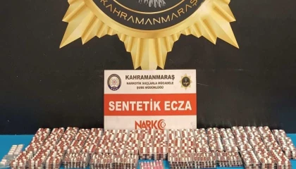 Hoparlörde binlerce uyuşturucu hap ele geçirildi: 2 tutuklama