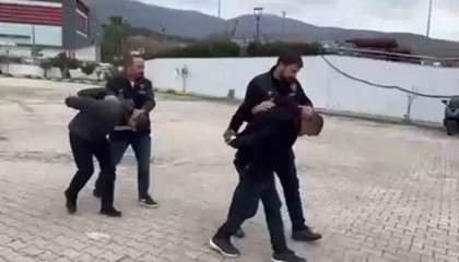 İskenderunda hapis cezası ile aranan 2 kişi tutuklandı