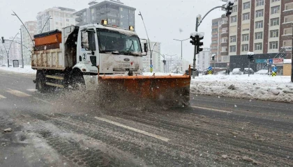 Kahramanmaraş büyükşehirden 2 bin 287 ihbara müdahale