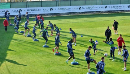 Kasımpaşa, devre arası çalışmalarını Antalyada sürdürüyor