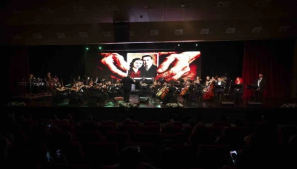Kent Orkestrası yeni yılın ilk konserinde sanatseverleri büyüledi