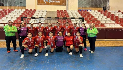 Kepez Belediyesi Kadın Hentbol Takımı, ligde oynadığı son 6 maçı kazandı