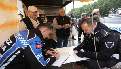 Kepez Zabıtasından işgaller ve gıda ihlalleri denetimi